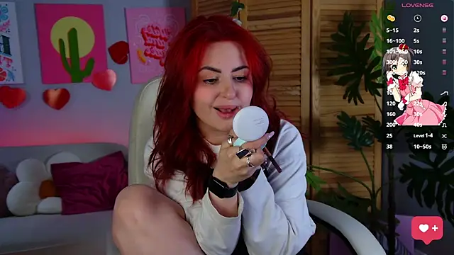 Lana  May online show from May 8, 2:39 am