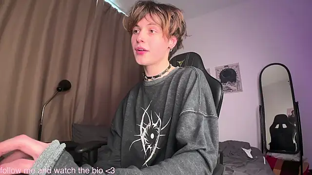 Snapshot of princeofsuccubs chatting on February 20, 12:25 pm princeofsuccubs online show from February 20, 12:25 pm