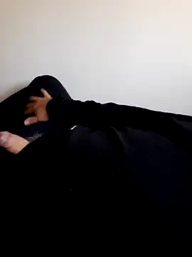 Snapshot of bluangelo chatting on January 12, 1:58 pm bluangelo online show from January 12, 1:58 pm