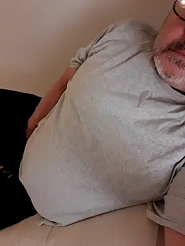 Snapshot of bluangelo chatting on January 27, 4:33 pm bluangelo online show from January 27, 4:33 pm