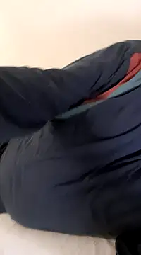 Snapshot of bluangelo chatting on February 26, 10:20 pm bluangelo online show from February 26, 10:20 pm