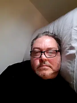 Snapshot of bluangelo chatting on March 2, 2:32 pm bluangelo online show from March 2, 2:32 pm