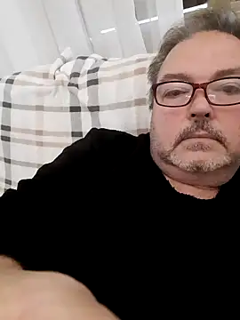 Snapshot of bluangelo chatting on March 4, 3:04 pm bluangelo online show from March 4, 3:04 pm