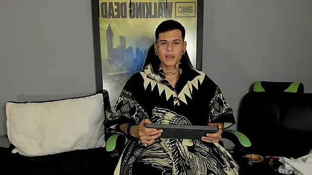 Snapshot of jamesinked_ chatting on March 16, 5:14 am jamesinked  online show from March 16, 5:14 am