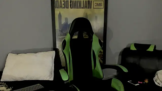 Snapshot of jamesinked_ chatting on March 21, 7:24 pm jamesinked  online show from March 21, 7:24 pm