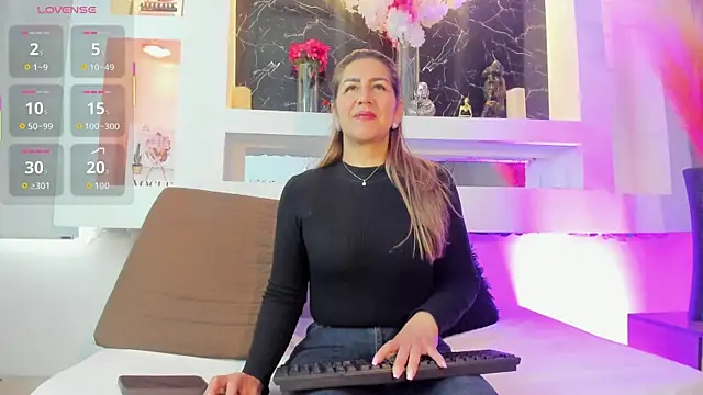 Cinthya mjs online show from April 21, 12:11 pm