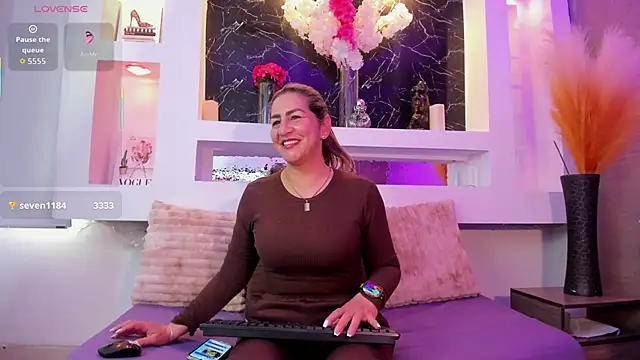 Cinthya mjs online show from June 13, 12:03 pm