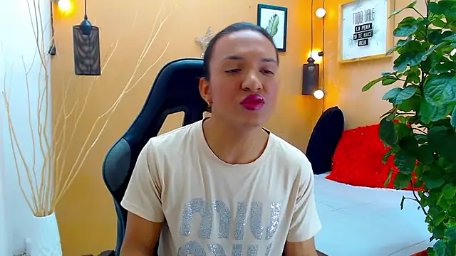 aslyhernandez 7 online show from September 17, 12:07 pm