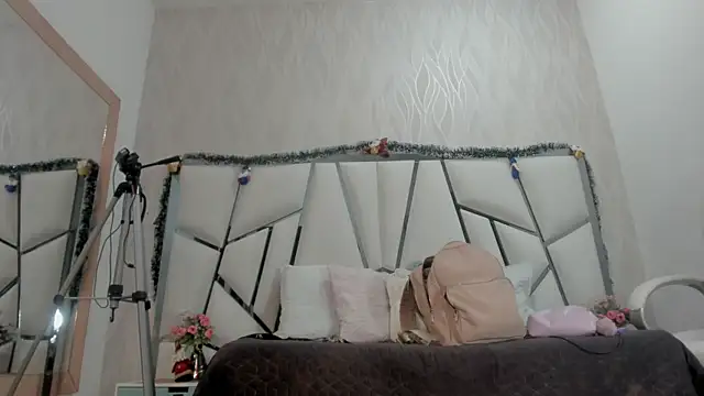 Victoriaa millers online show from November 23, 7:02 pm