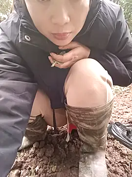 Snapshot of Fuckmehard2xx chatting on February 20, 8:28 am Fuckmehard2xx online show from February 20, 8:28 am