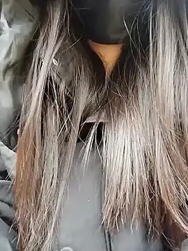 Snapshot of Vani_S2 chatting on December 25, 2:35 am Vani S2 online show from December 25, 2:35 am