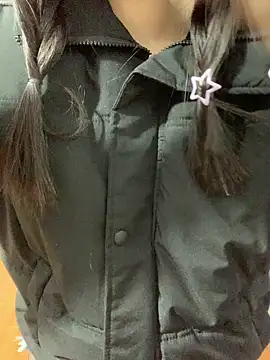 Snapshot of Vani_S2 chatting on February 9, 9:16 am Vani S2 online show from February 9, 9:16 am