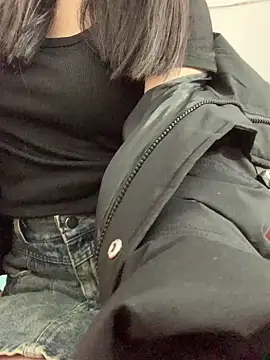 Snapshot of Vani_S2 chatting on February 19, 6:22 am Vani S2 online show from February 19, 6:22 am