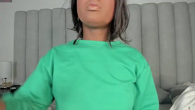 briannajackson  online show from January 24, 11:26 am