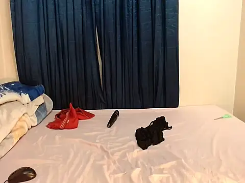 Snapshot of SexyMbalee chatting on November 6, 8:54 pm SexyMbalee online show from November 6, 8:54 pm