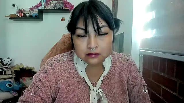 Shaddycute  online show from March 29, 1:11 pm