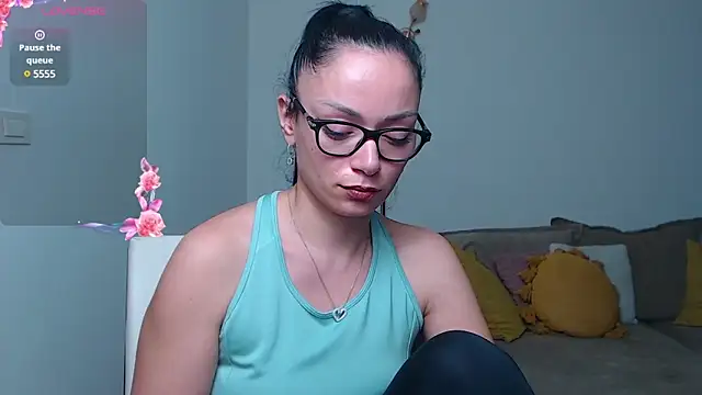 Snapshot of BabySerene chatting on February 6, 7:45 am BabySerene online show from February 6, 7:45 am