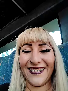 florecita9 online show from January 9, 8:55 pm