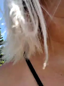 florecita9 online show from February 6, 2:26 pm