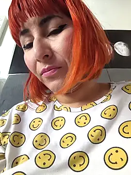 florecita9 online show from October 28, 4:42 pm