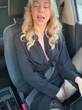 Snapshot of Myrtle_Beach chatting on December 13, 8:30 am Myrtle Beach online show from December 13, 8:30 am