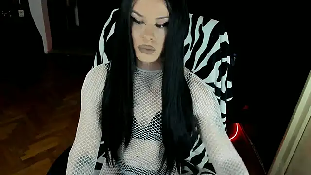 EvelynLexy online show from December 20, 2:46 pm