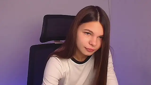 Hanna Way online show from December 30, 6:42 am