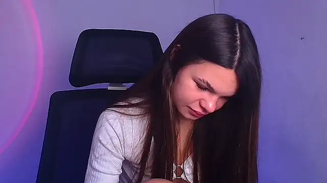 Hanna Way online show from January 8, 6:31 am