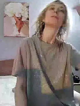 AvelinaLeoni online show from December 25, 5:48 am