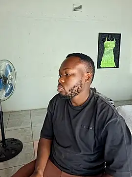 LaughRiotX online show from November 14, 9:41 am