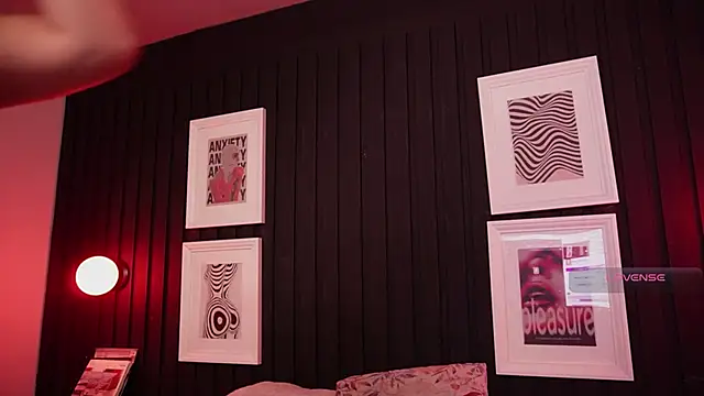 Sophia wilsonn  online show from April 15, 10:44 am