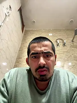 shivani0999 online show from January 11, 11:43 pm