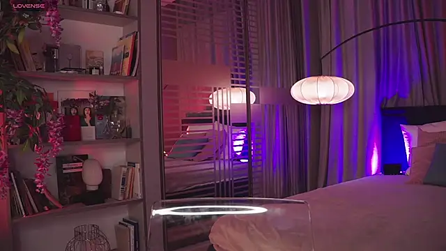 UmaTruewoman online show from December 10, 12:27 pm