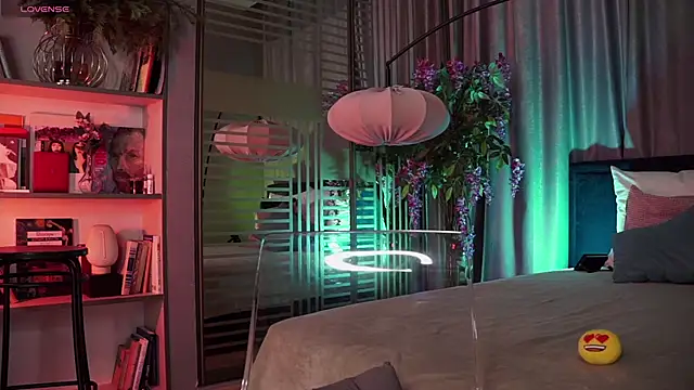 UmaTruewoman online show from January 6, 12:02 pm