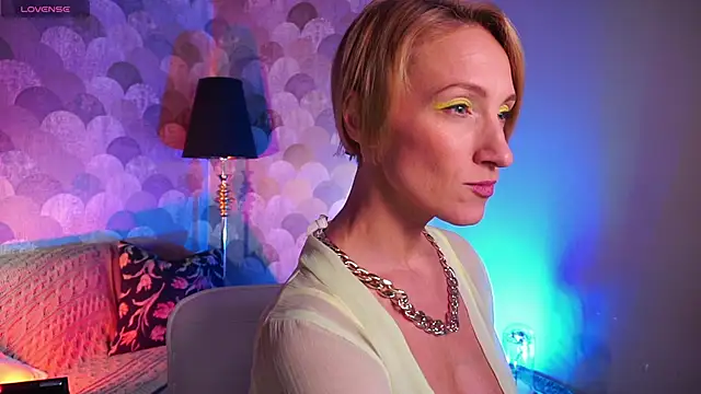 UmaTruewoman online show from March 22, 5:39 am