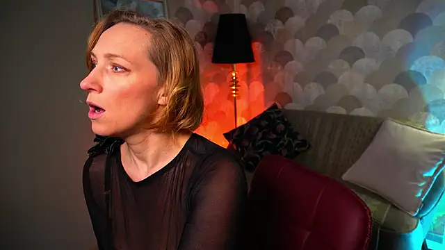 Snapshot of UmaTruewoman chatting on January 15, 5:23 am UmaTruewoman online show from January 15, 5:23 am