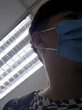 jerryzai online show from December 8, 3:45 pm