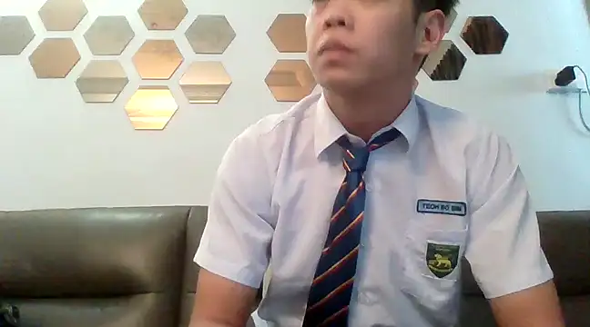 jerryzai online show from December 22, 8:05 am