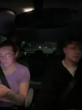 xX HotCouple Xx online show from November 4, 8:41 pm