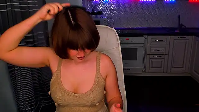 Snapshot of mirrorofsoul chatting on January 17, 4:49 am mirrorofsoul online show from January 17, 4:49 am