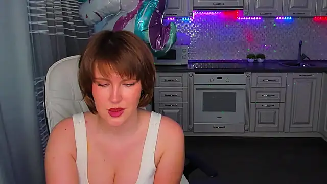 Snapshot of mirrorofsoul chatting on February 7, 7:40 am mirrorofsoul online show from February 7, 7:40 am