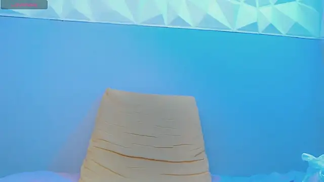 Jake tripp online show from October 28, 4:05 am