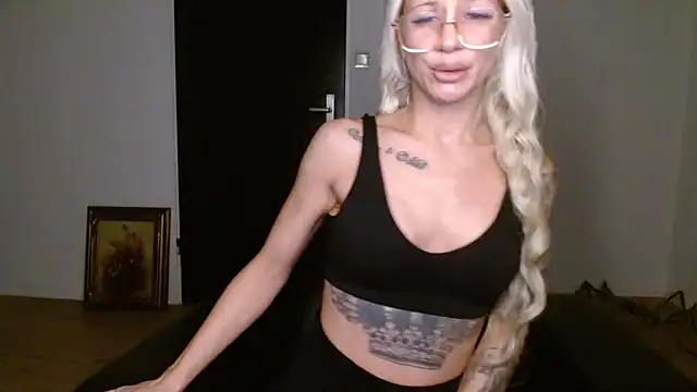 JuicyJanexo online show from September 17, 4:25 am