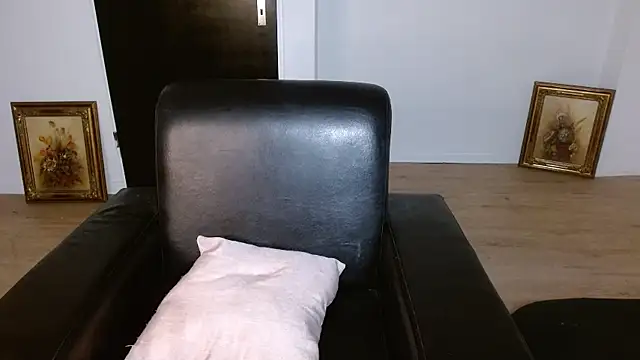 JuicyJanexo online show from January 11, 5:01 am