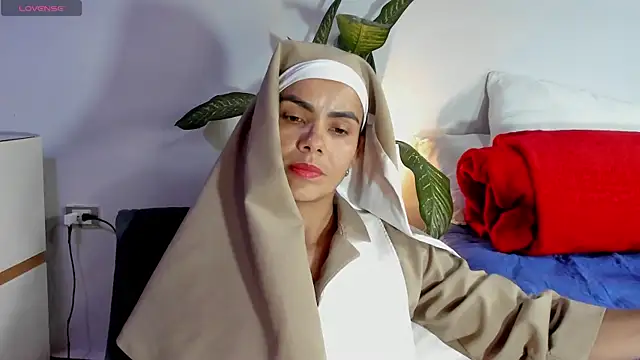 Snapshot of ClaraMariaMon chatting on February 6, 4:03 pm ClaraMariaMon online show from February 6, 4:03 pm