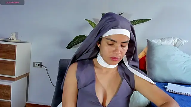 Snapshot of ClaraMariaMon chatting on February 12, 3:16 pm ClaraMariaMon online show from February 12, 3:16 pm