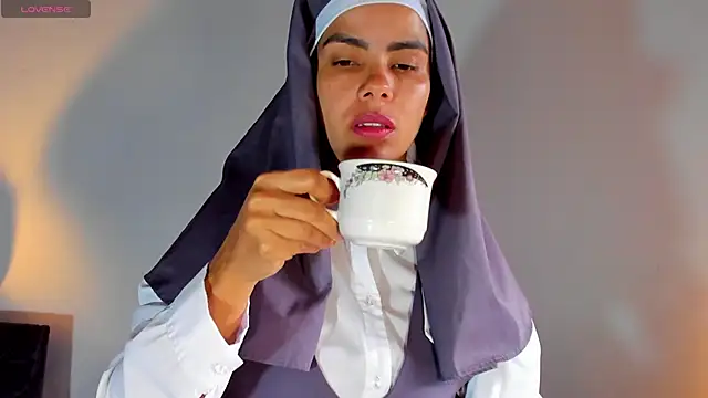 Snapshot of ClaraMariaMon chatting on February 22, 3:25 pm ClaraMariaMon online show from February 22, 3:25 pm