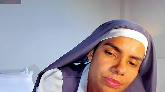 Snapshot of ClaraMariaMon chatting on February 22, 6:30 pm ClaraMariaMon online show from February 22, 6:30 pm