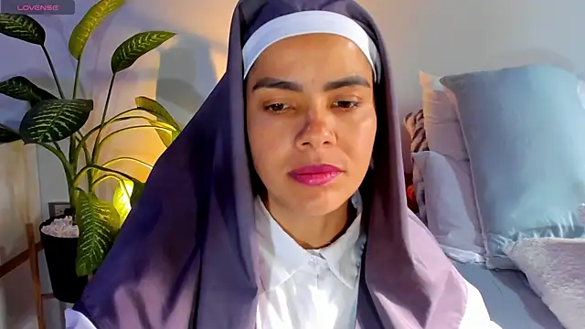 Snapshot of ClaraMariaMon chatting on March 1, 12:56 pm ClaraMariaMon online show from March 1, 12:56 pm