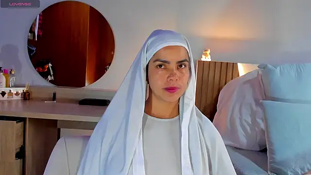 Snapshot of ClaraMariaMon chatting on March 6, 3:35 pm ClaraMariaMon online show from March 6, 3:35 pm